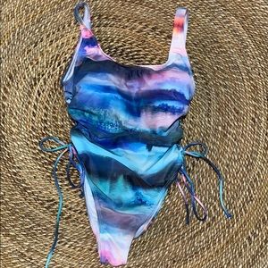 One Piece Water Color Patter Swimsuit